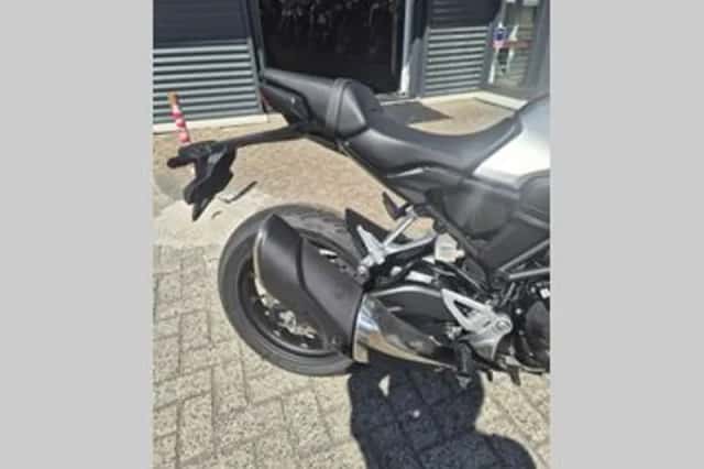 Honda CB300R (2018) thumbnail 2