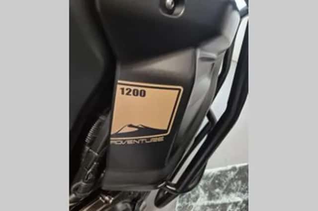 Yamaha XT 1200 Z Super Tenere (2014) thumbnail 5