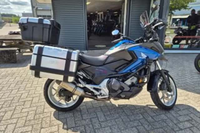 Honda NC750X (2017) thumbnail 1