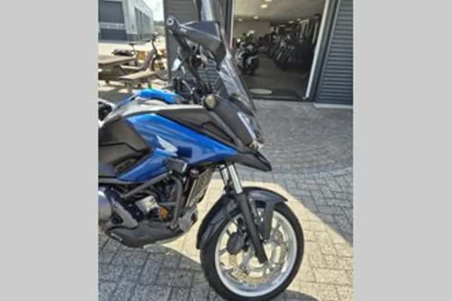 Honda NC750X (2017) thumbnail 2