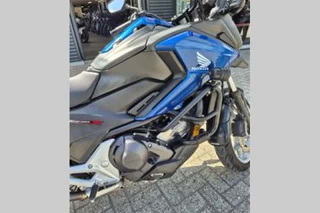 Honda NC750X (2017) thumbnail 3