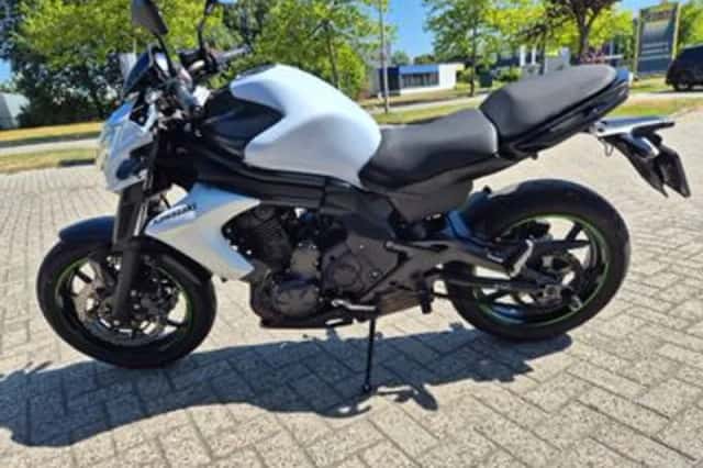 Kawasaki ER-6n (2015) thumbnail 3