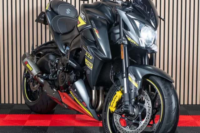 Suzuki GSX-S1000 (2021) thumbnail 2