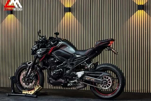Kawasaki Z900 (0) thumbnail 4