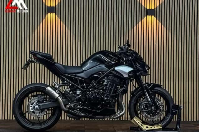 Kawasaki Z900 (2025) thumbnail 3
