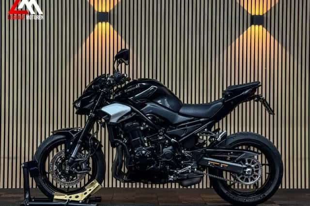 Kawasaki Z900 (2025) thumbnail 5