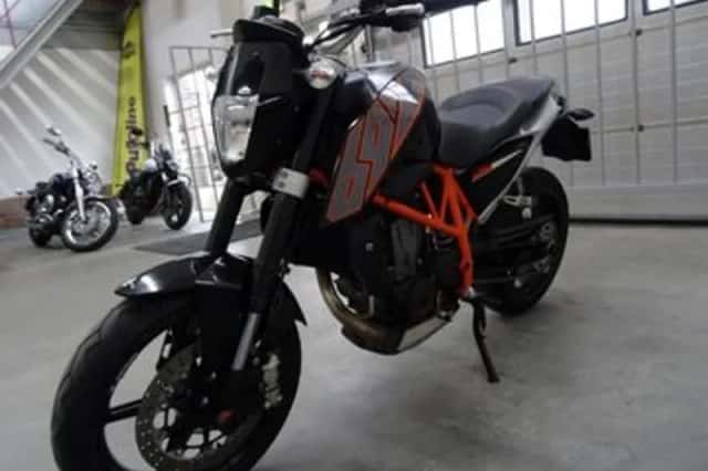 KTM 690 Duke (2012) thumbnail 3