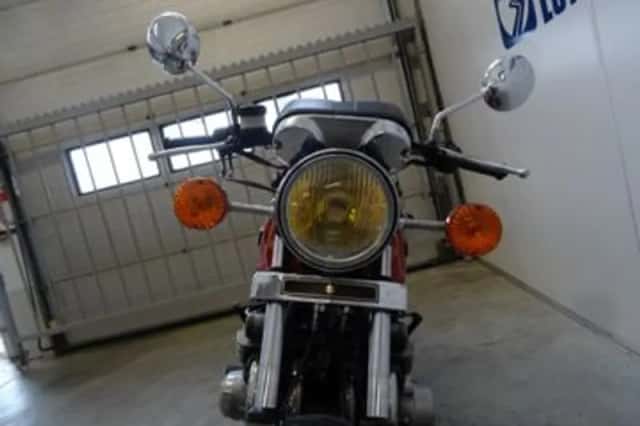 Suzuki GS 850 (1979) thumbnail 4