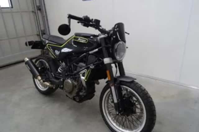 Husqvarna Svartpilen 401 (2020) thumbnail 2