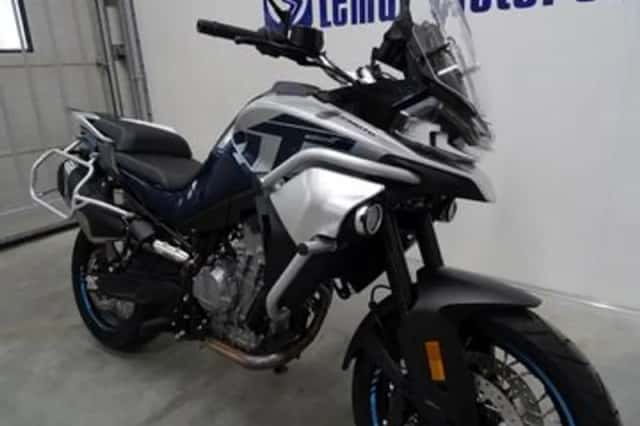 CFMoto 800 MT (2026) thumbnail 2