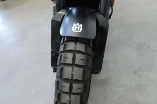 Husqvarna Svartpilen 401 (2022) thumbnail 5