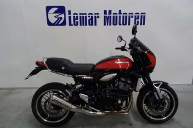 Kawasaki Z900RS (2018) thumbnail 1