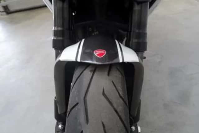 Ducati Diavel (2014) thumbnail 5