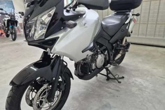 Suzuki V-Strom (2006) thumbnail 3