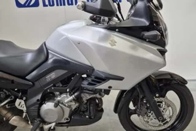 Suzuki V-Strom (2006) thumbnail 6