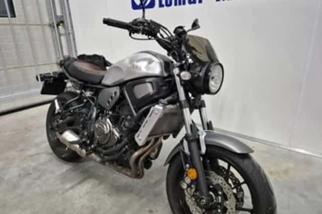 Yamaha XSR700 (2016) thumbnail 2
