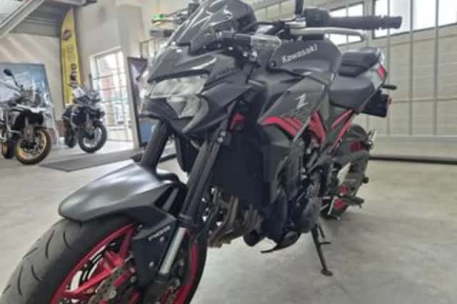 Kawasaki Z900 (2021) thumbnail 3