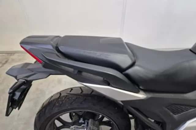 Honda NC750X (2021) thumbnail 3