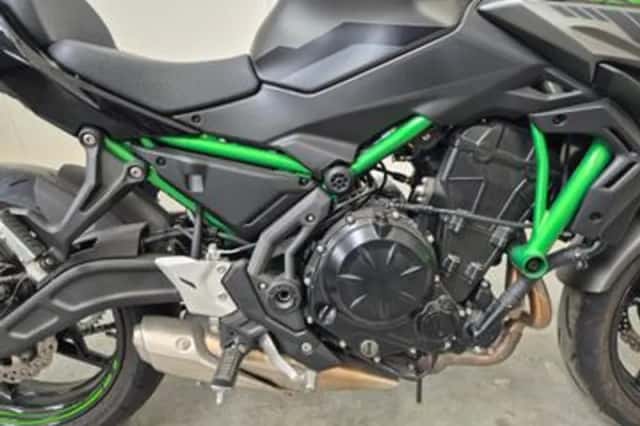Kawasaki Z650 (2023) thumbnail 3