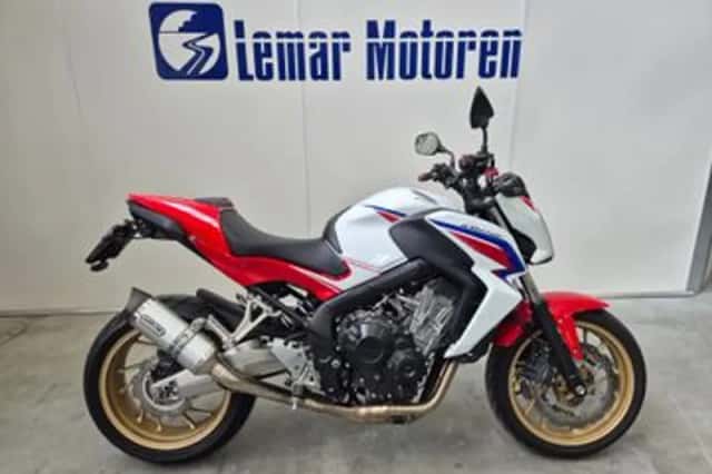 Honda CB650F (2015) thumbnail 1