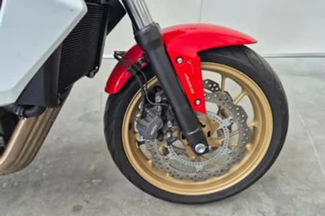 Honda CB650F (2015) thumbnail 5