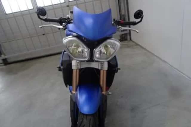 Triumph Speed Triple 1050 (2011) thumbnail 4