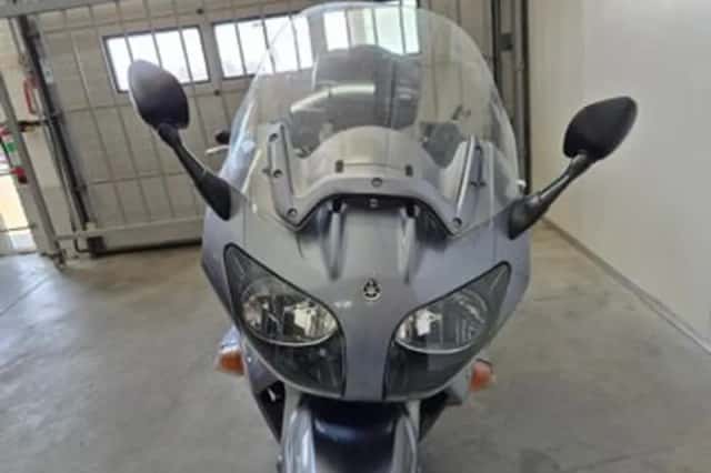 Yamaha FJR1300 (2004) thumbnail 4