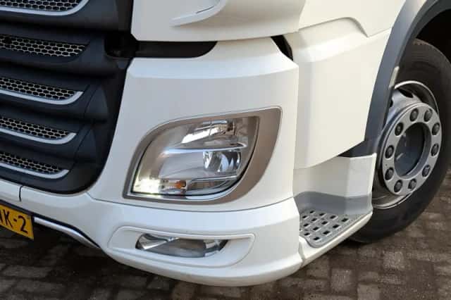 DAF XF 480 FT 4X2 SUPERSPACECAB AUTOMAAT 2X SLAAPCABINE AIRCO (2019) thumbnail 3