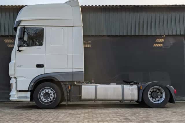 DAF XF 480 FT 4X2 SUPERSPACECAB AUTOMAAT 2X SLAAPCABINE AIRCO (2019) thumbnail 4