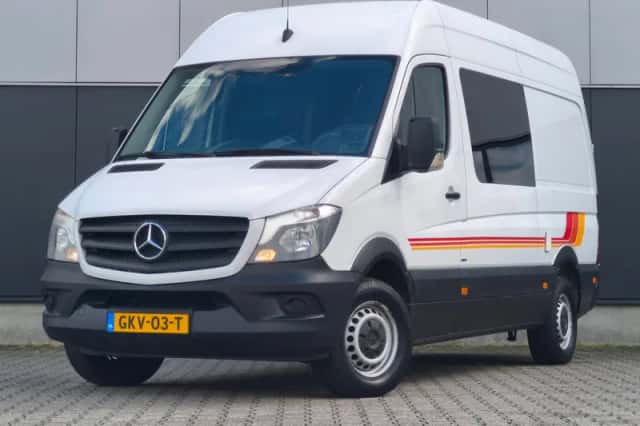 Mercedes-Benz Sprinter (2016) thumbnail 3