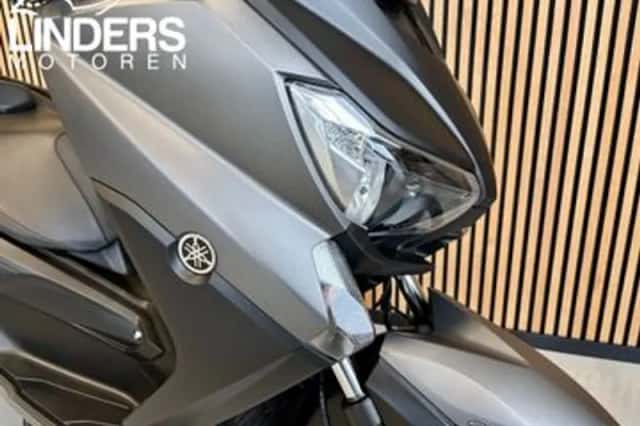 Yamaha X MAX 400 (2018) thumbnail 3