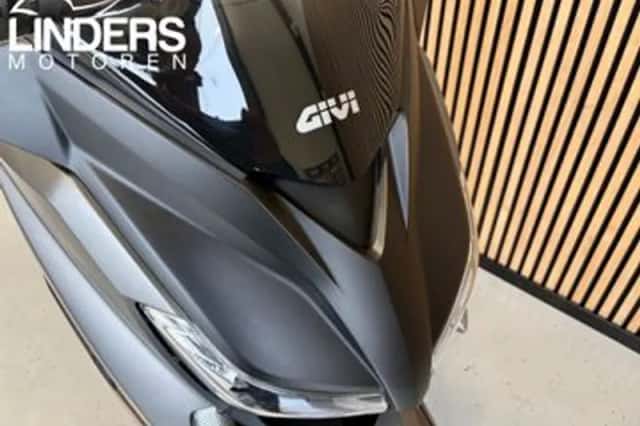 Yamaha X MAX 400 (2018) thumbnail 4