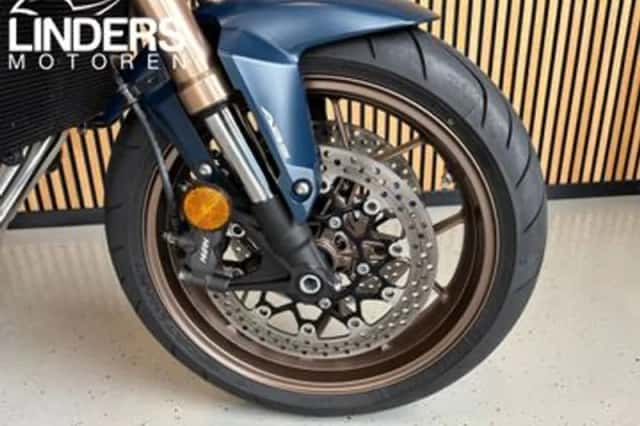 Honda CB650R (2021) thumbnail 2