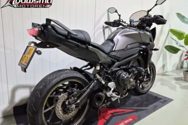 Yamaha Tracer 900 (2015) thumbnail 3