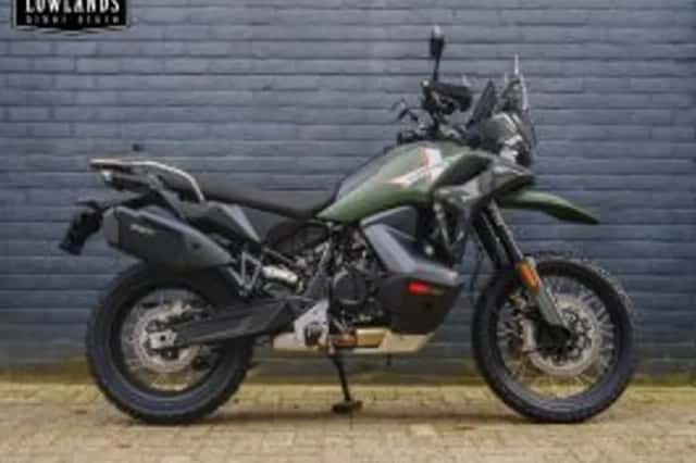 CFMoto 1000 MT-X (2026) thumbnail 1