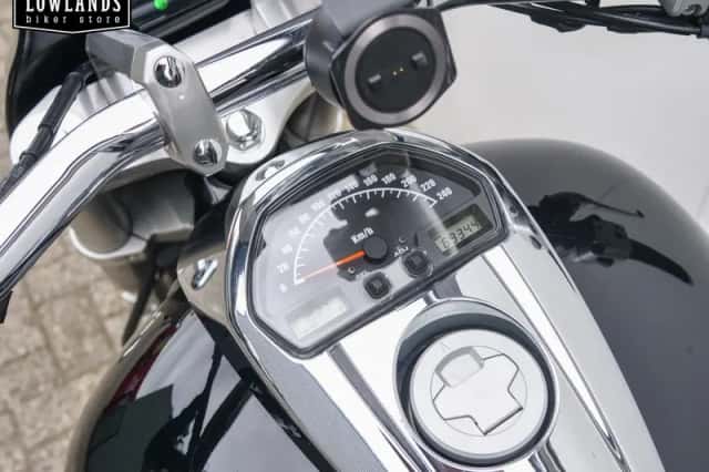 Suzuki M 1800 R (2011) thumbnail 6