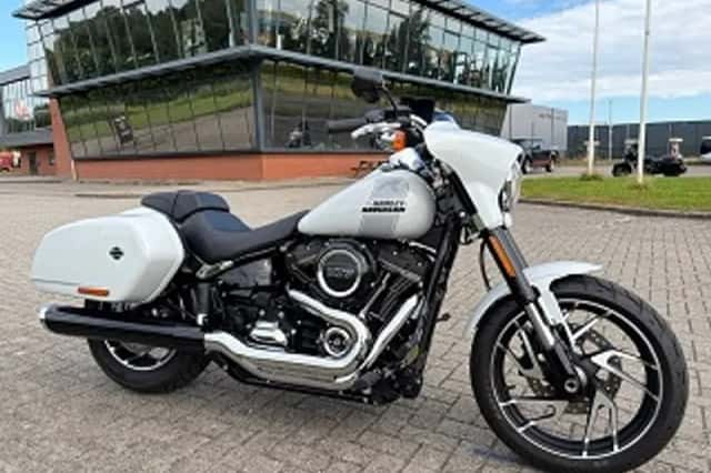 Harley-Davidson Softail (2021) thumbnail 1