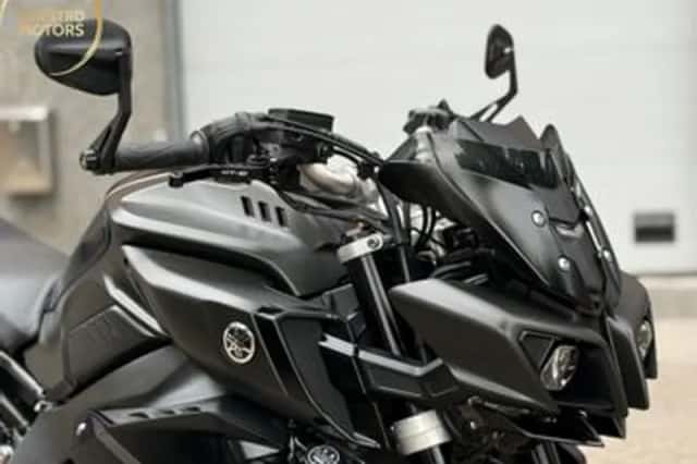 Yamaha MT-10 (2020) thumbnail 3