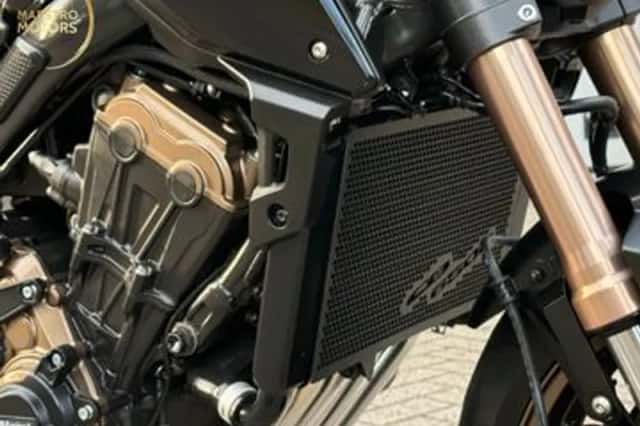 Honda CB650R (2021) thumbnail 4