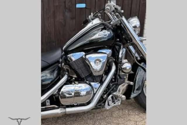 Suzuki VL 1500 Intruder (1998) thumbnail 3