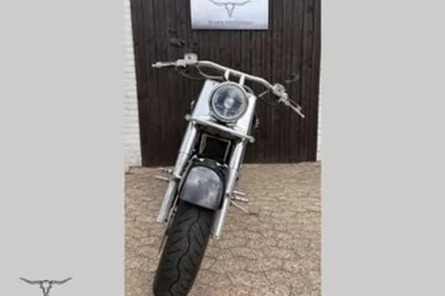 Suzuki VL 1500 Intruder (1998) thumbnail 5