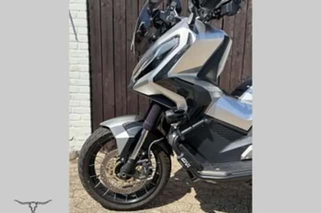 Honda X-ADV (2021) thumbnail 3