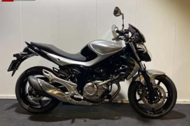 Suzuki SFV 650 Gladius (2012) thumbnail 3