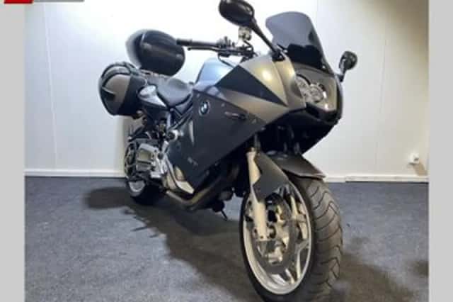 BMW F 800 ST (2008) thumbnail 1