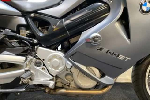BMW F 800 ST (2008) thumbnail 4