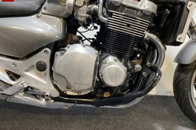 Honda CB 1300 (1997) thumbnail 4