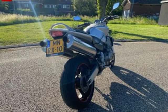 Honda CB 900 F Hornet (2005) thumbnail 5