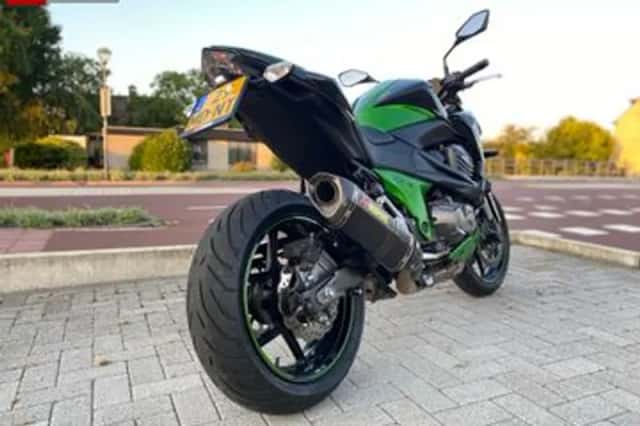 Kawasaki Z800 (2013) thumbnail 4