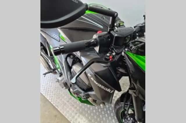 Kawasaki Z800 (2013) thumbnail 4