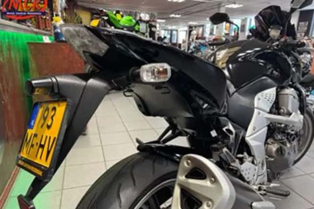 Kawasaki Z750 (2007) thumbnail 3